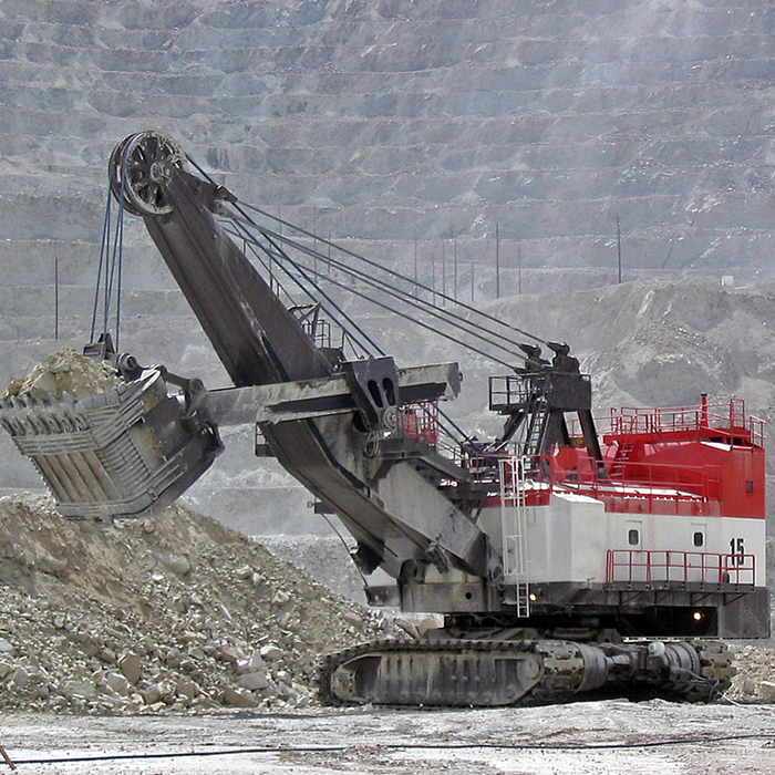 What Role Do Pulleys Play in Large Mining Excavators?